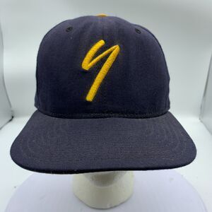 VTG Yakima Bears hat MILB New Era PRO Model Made in USA Snap Back Medium Large